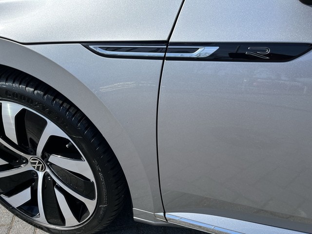 Volkswagen Arteon 2.0 TSI DSG R-Line