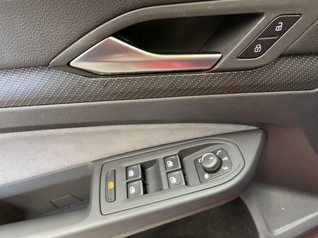 Volkswagen Golf 1.5 eTSI Golf VIII