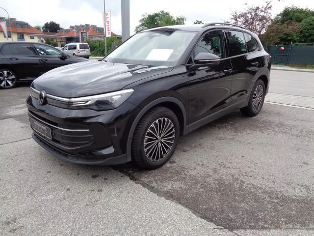 Volkswagen Tiguan DSG Life