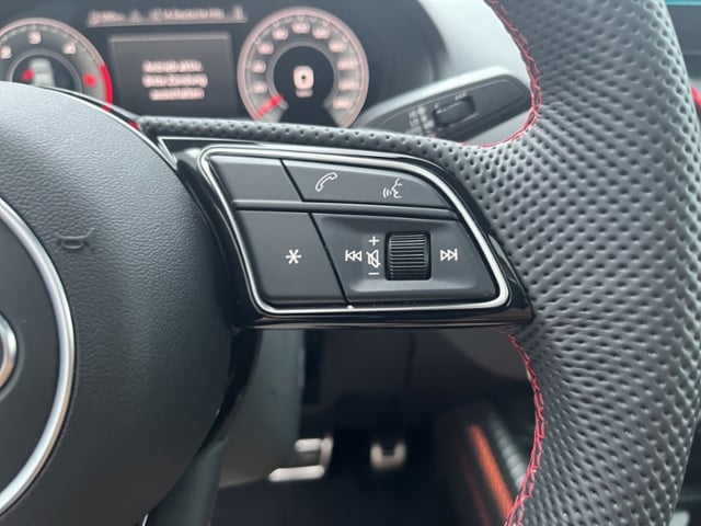 Audi Q2 35 TDI S-Line S-Tronic