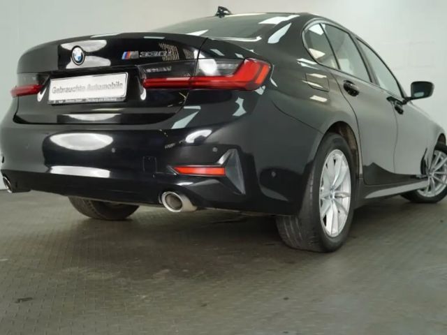 BMW 330 330i Advantage pakket Sedan