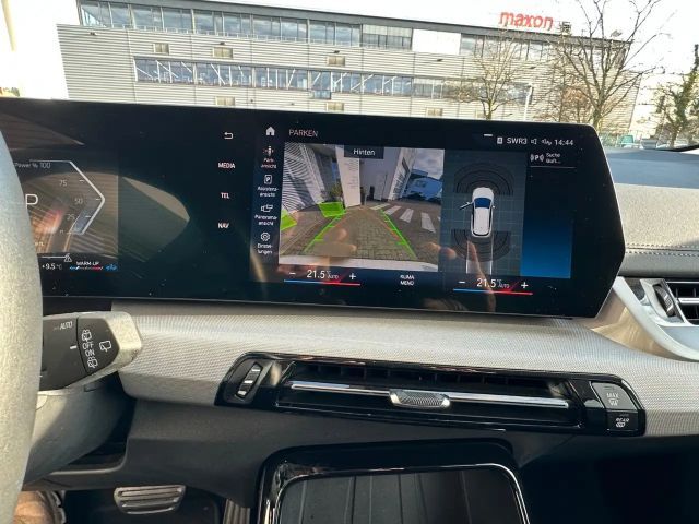 BMW 220 220i Active Tourer Sedan