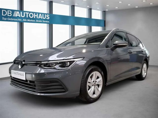 Volkswagen Golf 1.5 eTSI DSG Life