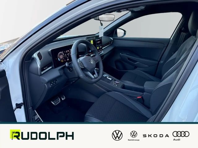 Volkswagen T-Roc 1.5 eTSI DSG R-Line