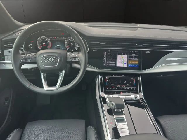 Audi Q8 55 TFSI Quattro S-Line