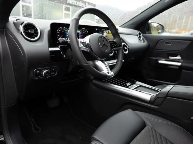 Mercedes-Benz GLA 180 Progressive