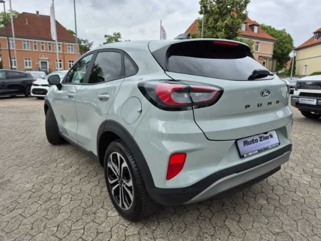 Ford Puma EcoBoost Titanium