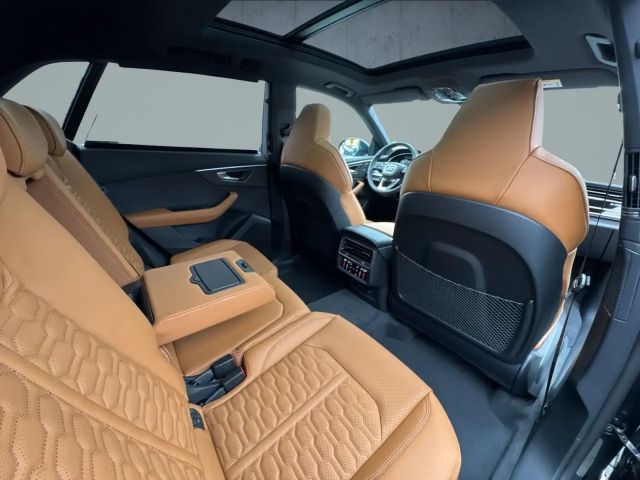 Audi RS Q8 Performance