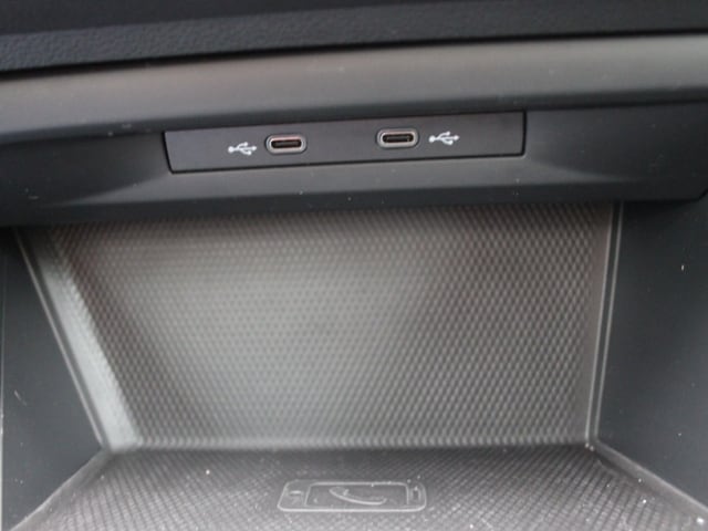 Volkswagen Golf 1.5 TSI Golf VIII