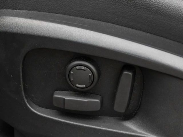 Land Rover Defender 110 D250 SE