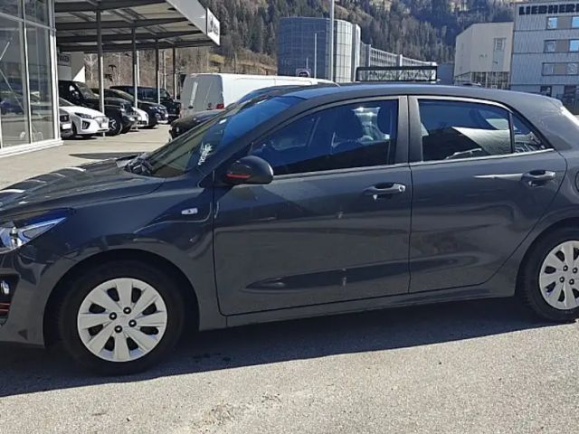 Kia Rio Titan