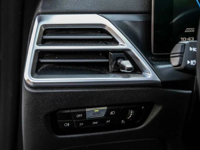 BMW M4 Cabrio Competition xDrive