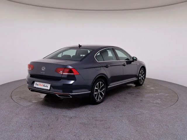 Volkswagen Passat GTE