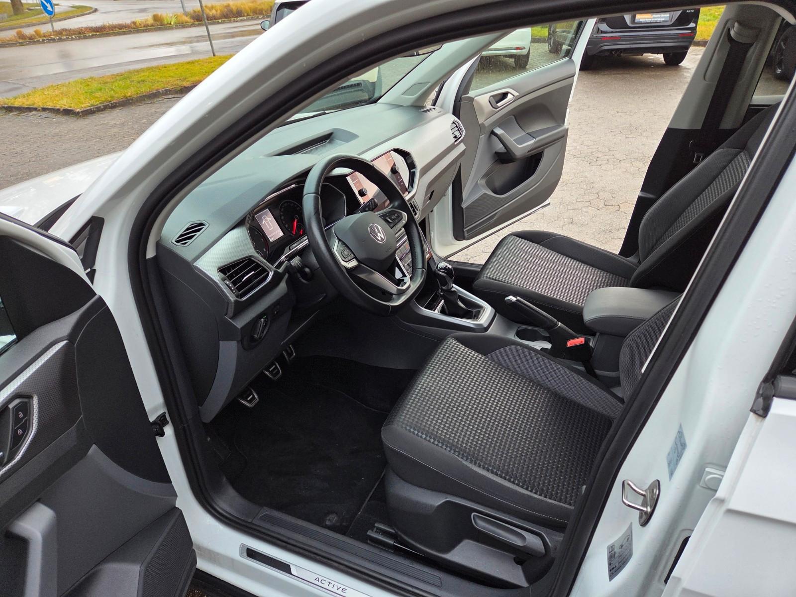 Volkswagen T-Cross Active