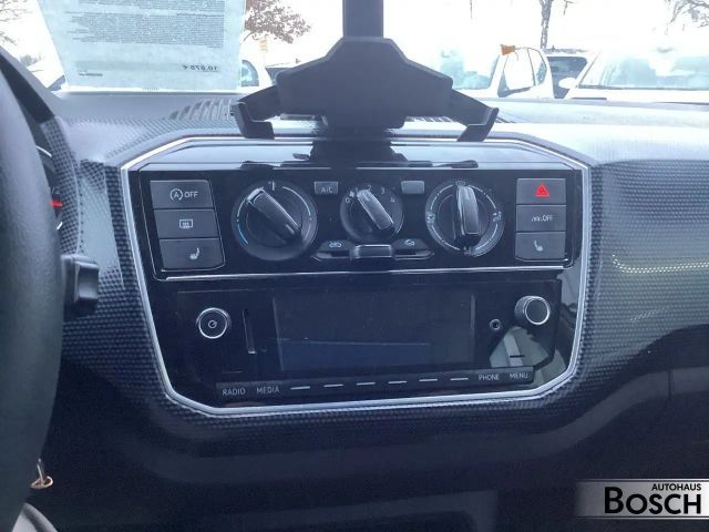 Volkswagen up! Move Move up!