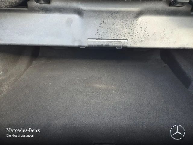 Mercedes-Benz C 180 AMG Line Cabriolet