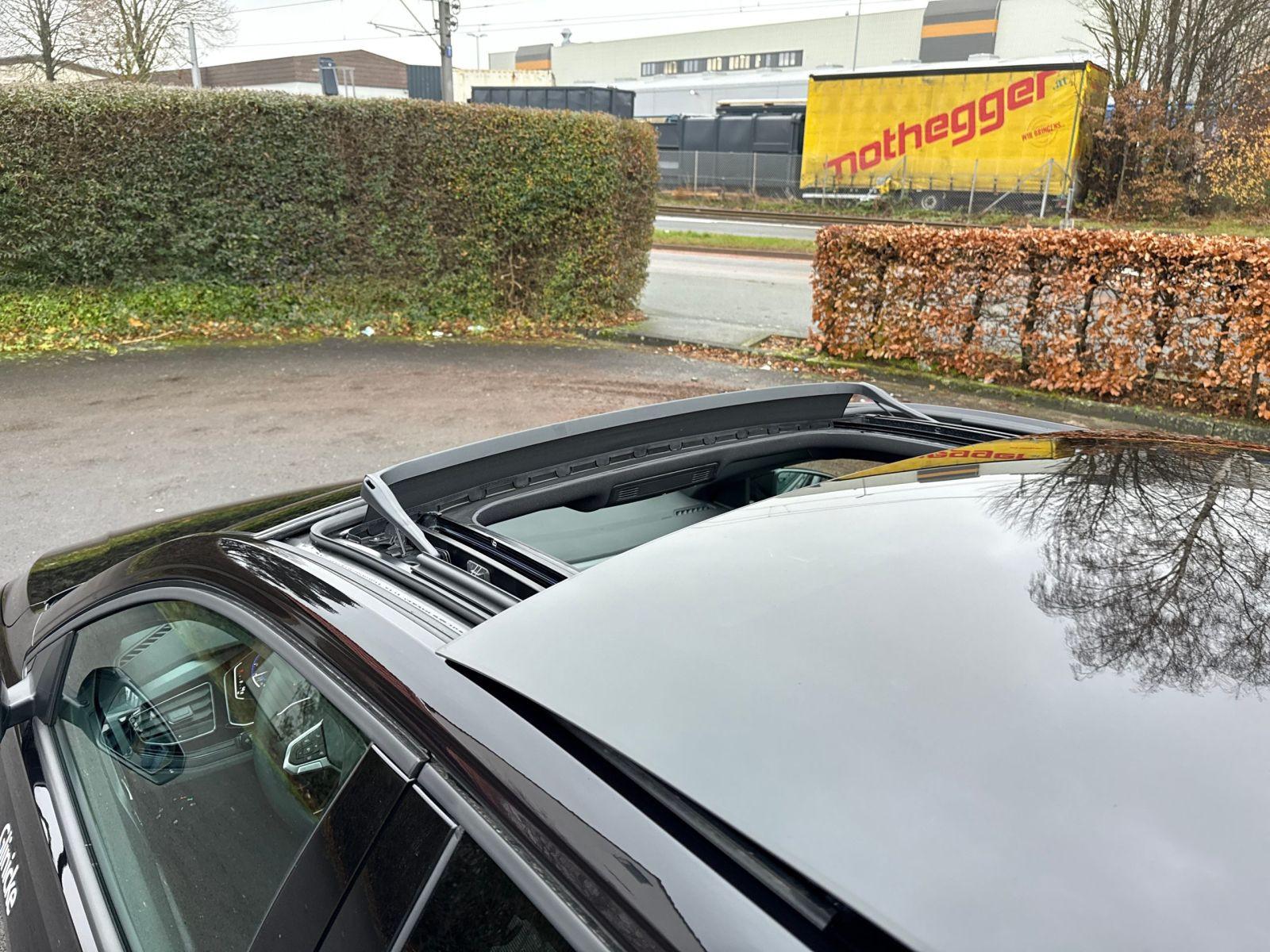 Volkswagen Polo 1.0 TSI DSG R-Line