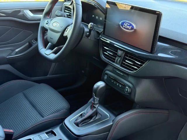Ford Focus EcoBoost ST Line