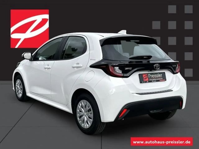 Toyota Yaris Business Hybride