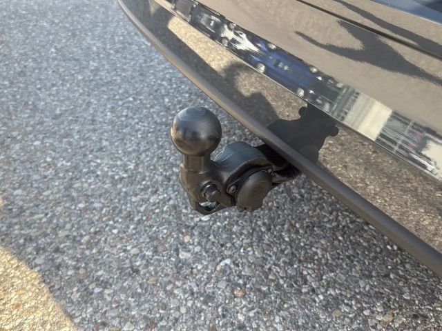 Volkswagen Golf Business DSG Variant