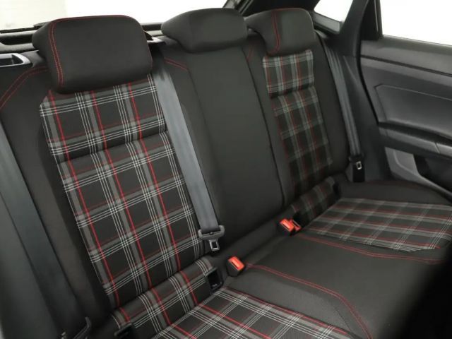 Volkswagen Polo 2.0 TSI DSG GTI