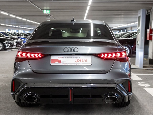 Audi RS3 Quattro S-Tronic Sedan