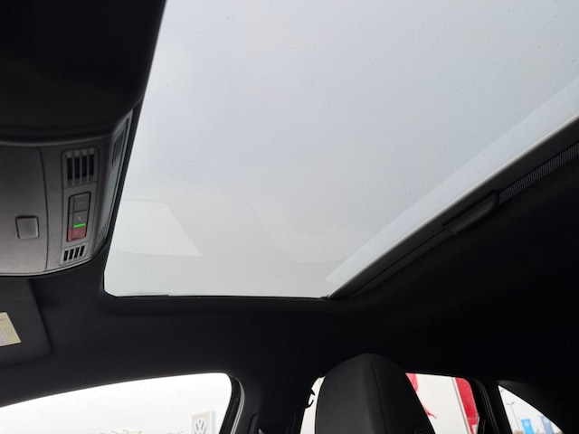 Volkswagen Taigo 1.5 TSI DSG R-Line