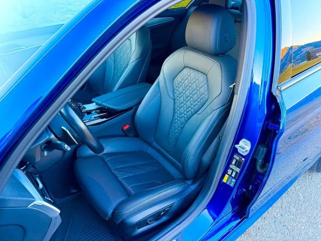 BMW 530 530e M-Sport Sedan xDrive