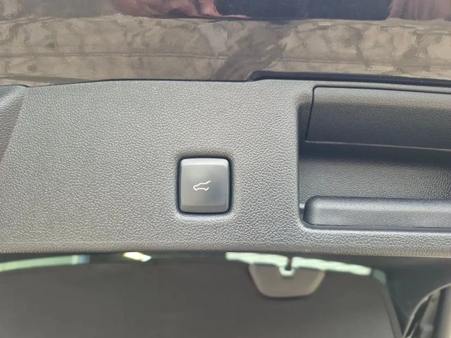 Ford Kuga Plug in Hybrid Titanium X