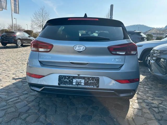 Hyundai i30 1,5 DPI GO Plus LED Navi...