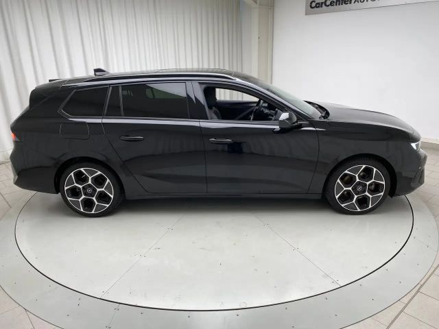Opel Astra Sports Tourer Ultimate