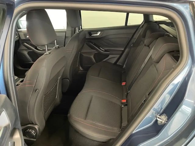 Ford Focus ST Line Wagon