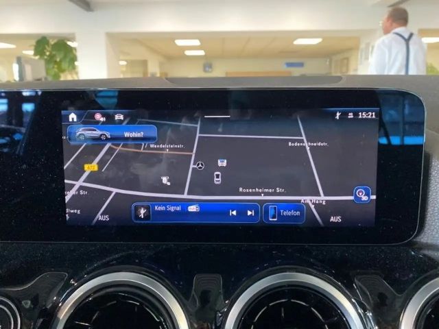 Mercedes-Benz GLA 180 Progressive