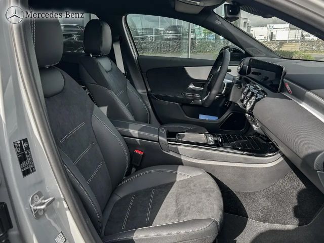 Mercedes-Benz A 200 AMG Line