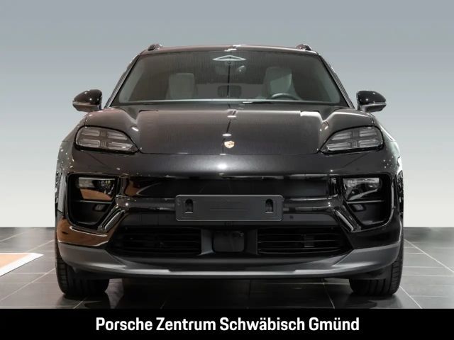 Porsche Macan 4