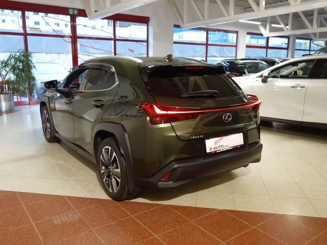 Lexus UX 250h
