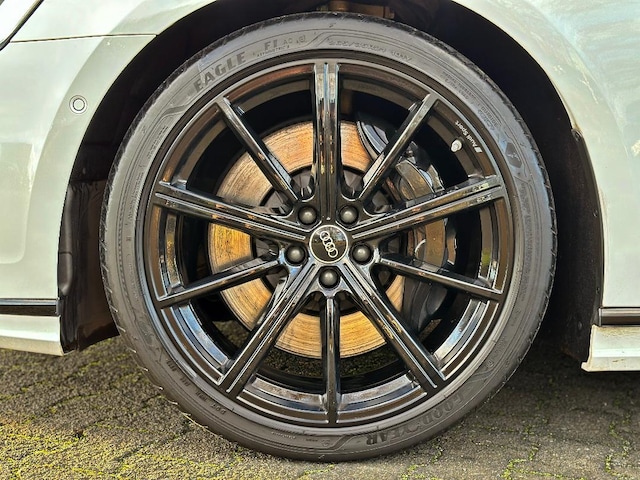 Audi A8 60 TFSI Quattro