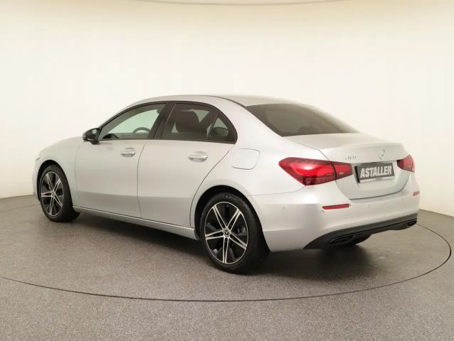 Mercedes-Benz A 180 Progressive