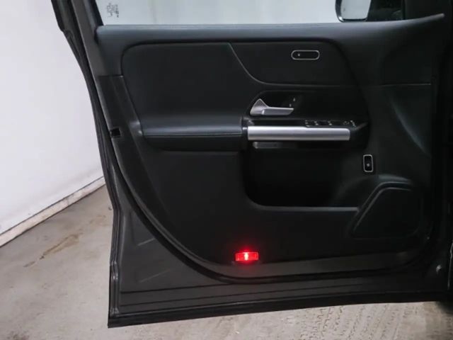 Mercedes-Benz GLA 220 4MATIC Progressive