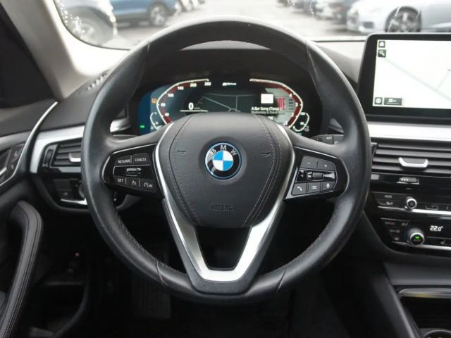 BMW 530 530e Touring