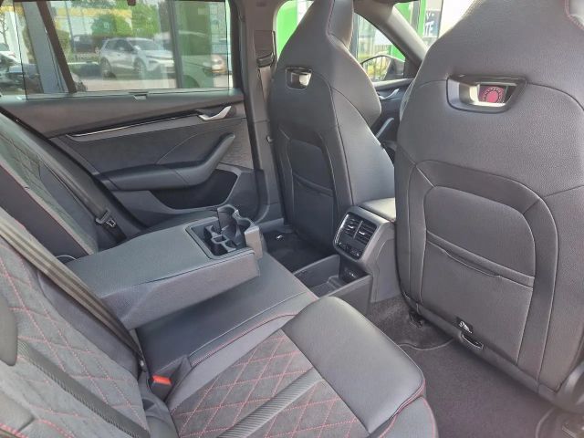 Skoda Octavia 2.0 TSI Combi RS