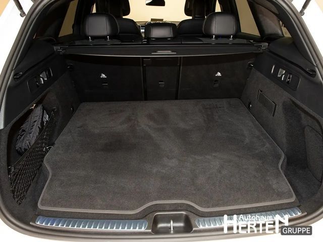 Mercedes-Benz GLC 300 AMG Line