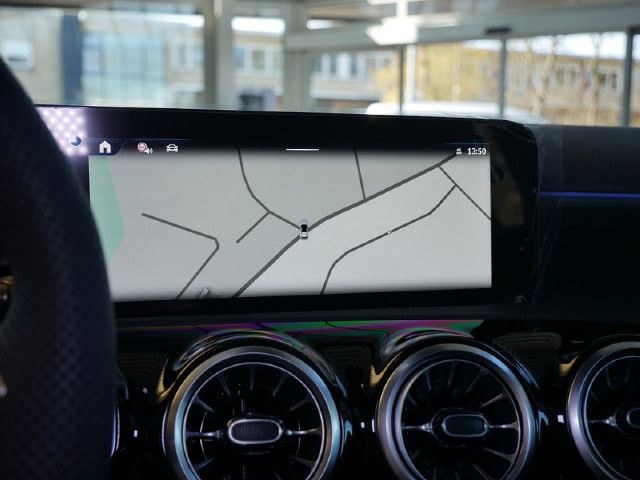 Mercedes-Benz A 200 A 200 d