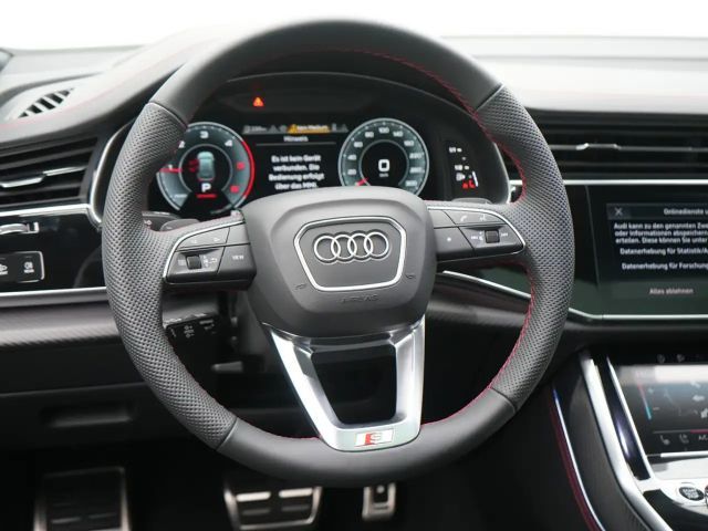 Audi Q8 Business S-Line