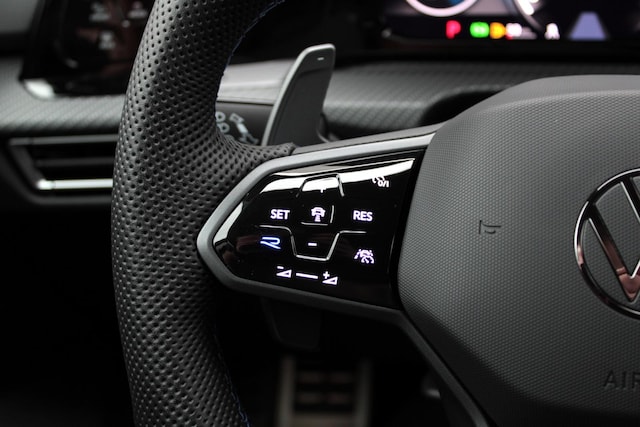 Volkswagen Golf 2.0 TSI