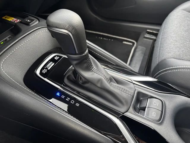 Toyota Corolla Hybride Team D