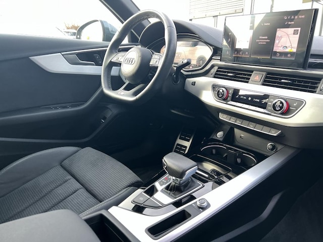 Audi A4 40 TFSI Avant S-Tronic