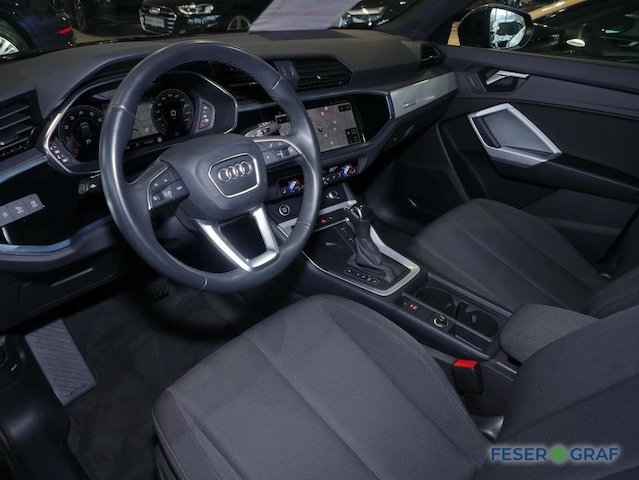 Audi Q3 35 TFSI S-Line S-Tronic