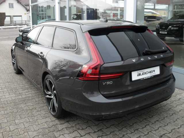 Volvo V90 Plus