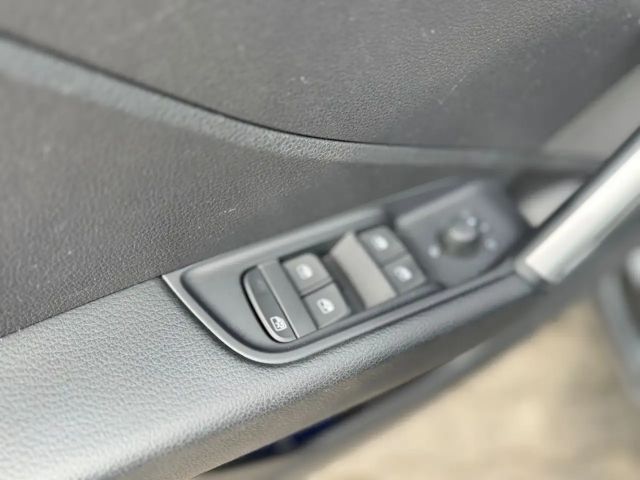 Audi Q2 35 TFSI S-Line